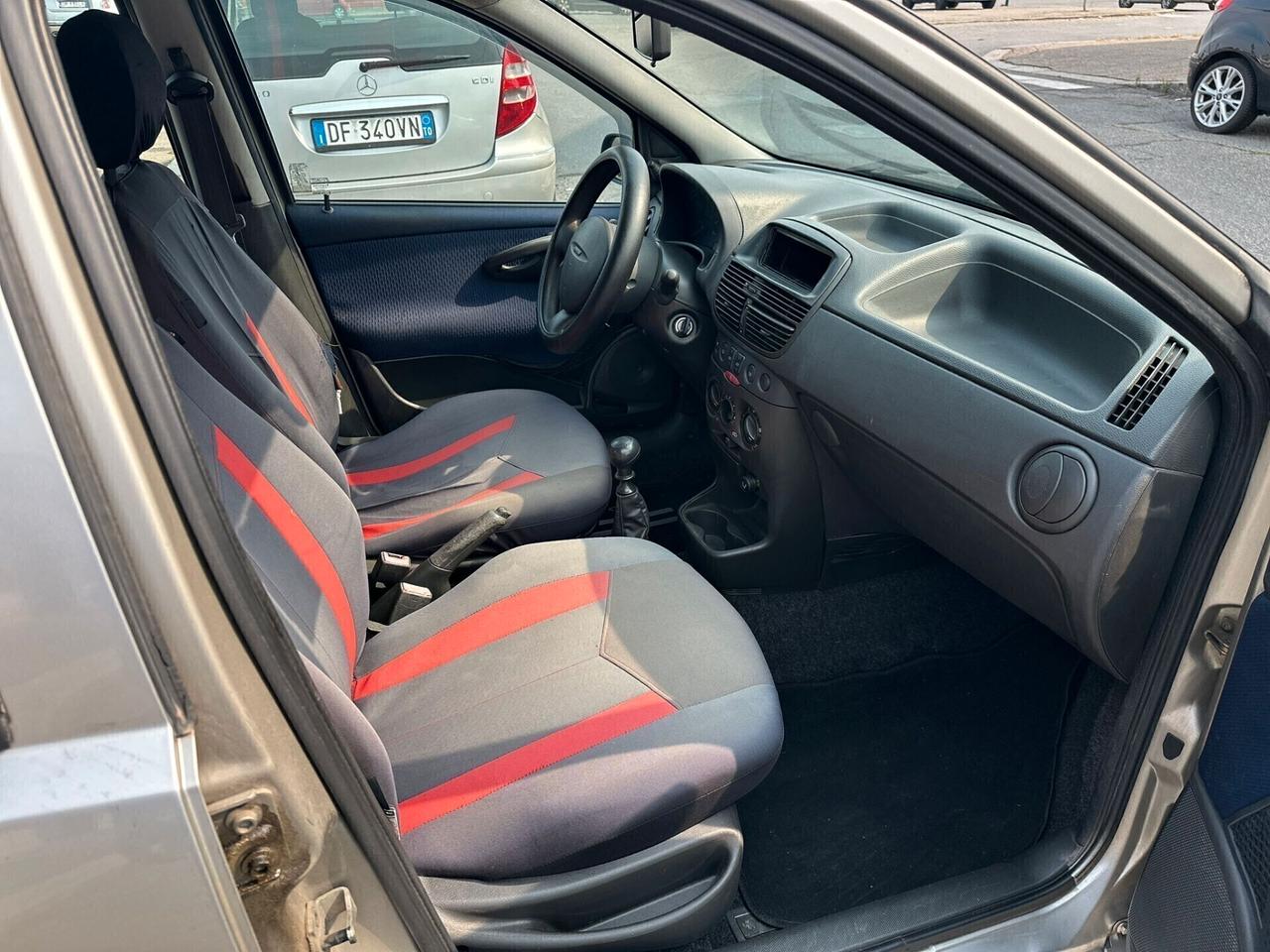 Fiat Punto 1.2i 16V cat 5 porte ELX