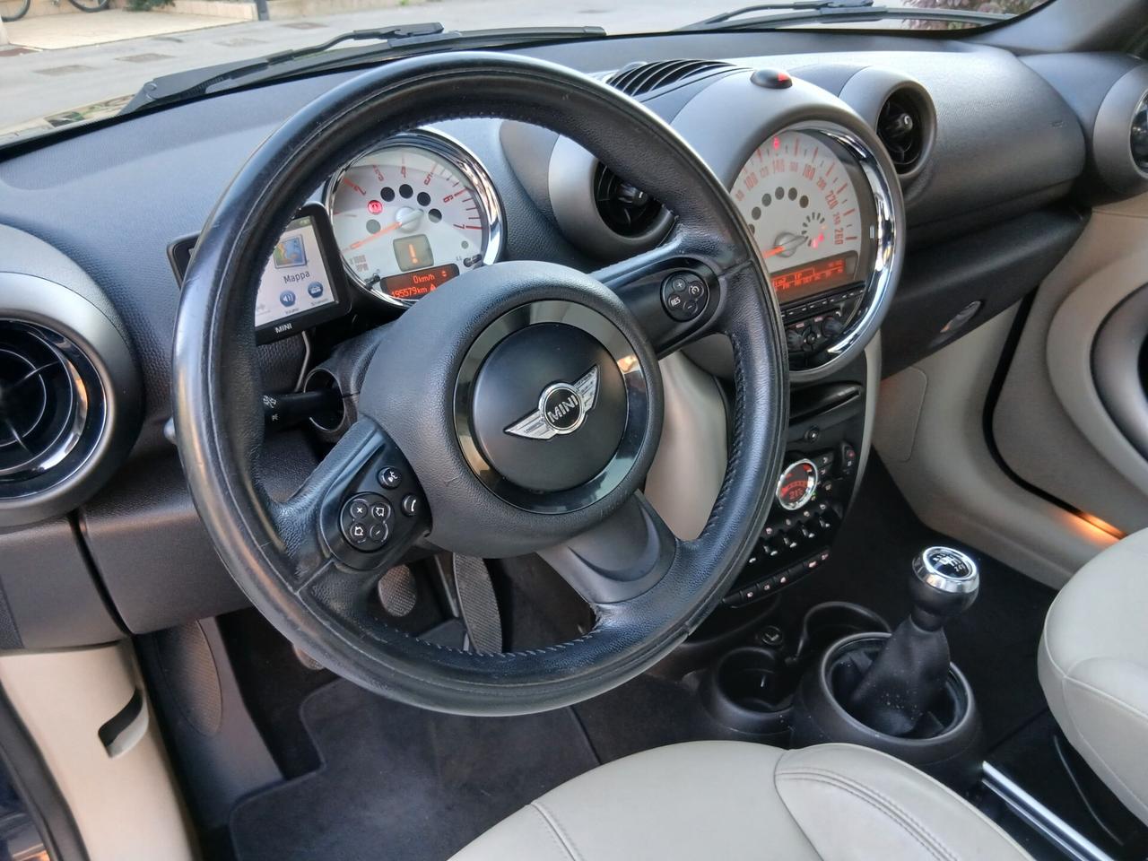 Mini Cooper D Countryman 1.6 full optional in pronta consegna