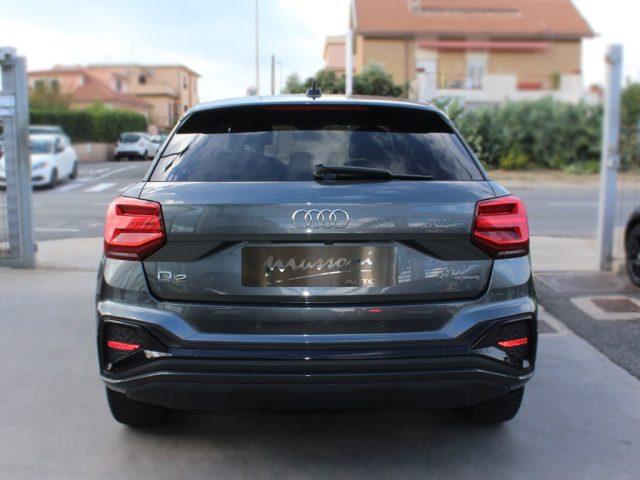 AUDI Q2 35 TDI quattro S tronic Identity Black