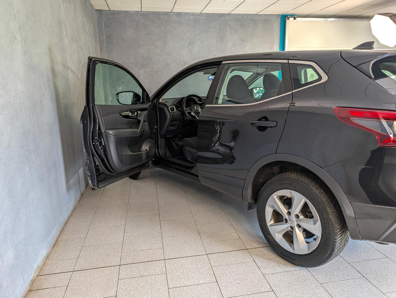 Nissan Qashqai 1.3 dig-t 160cv DCT Business