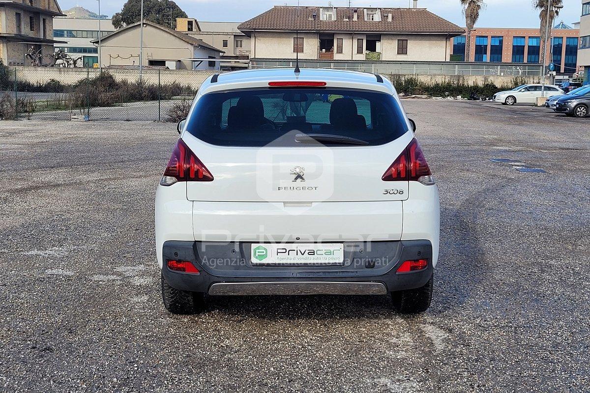 PEUGEOT 3008 1.6 HDi 115CV Business