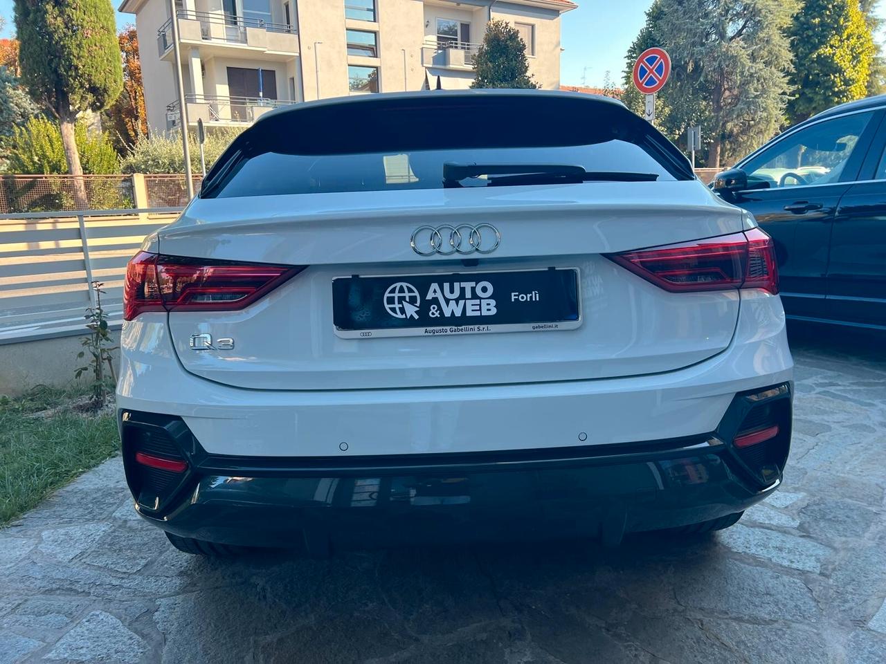 AUDI Q3 SPB 35 TDI S-TRONIC BUSINESS PLUS