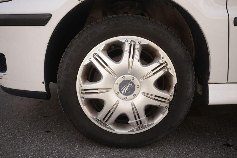 Volkswagen Polo Volkswagen Polo 1.9 47KW ANNO 2000