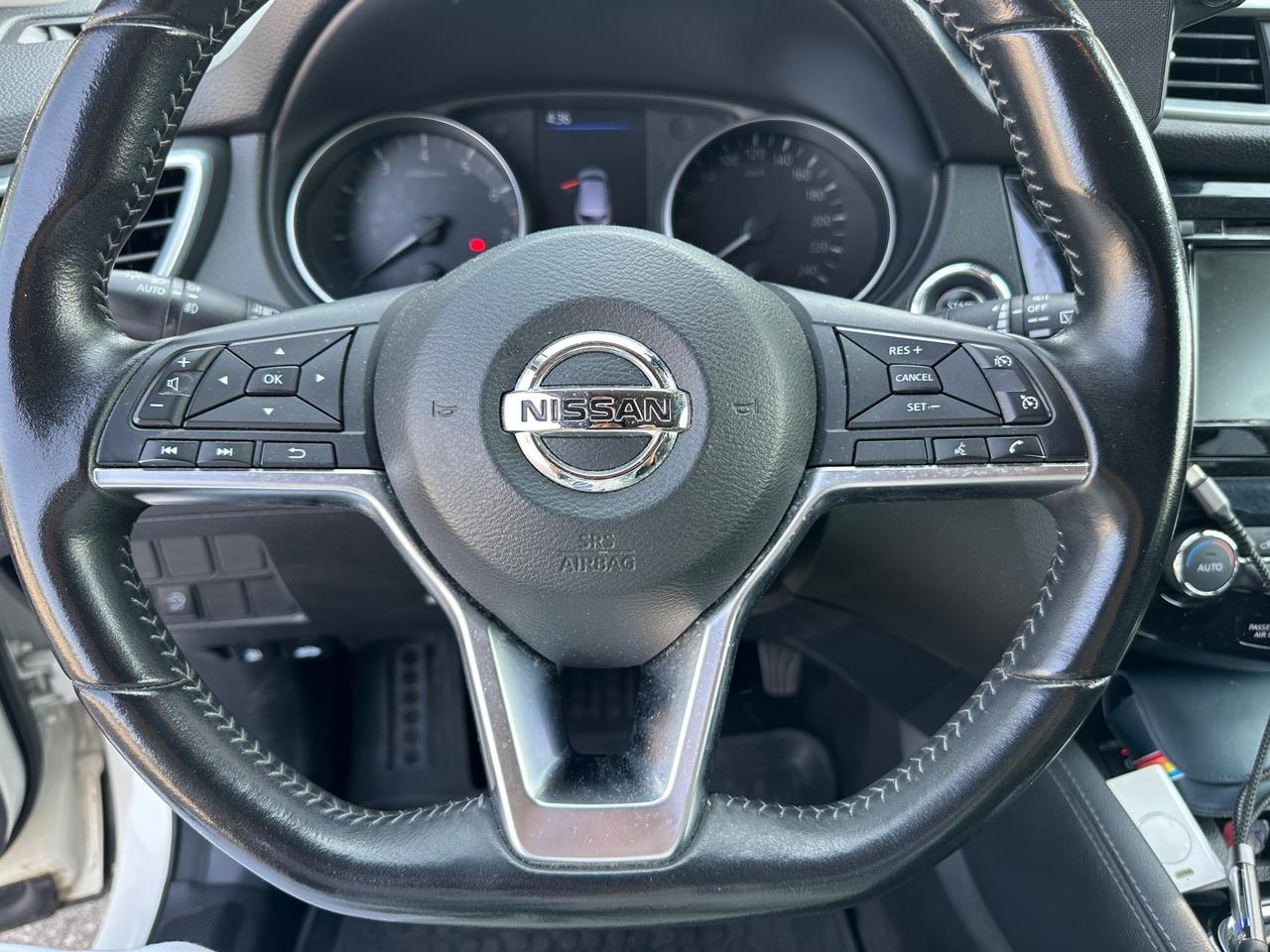 Nissan Qashqai 1.3 DIG-T 140 CV Tekna+