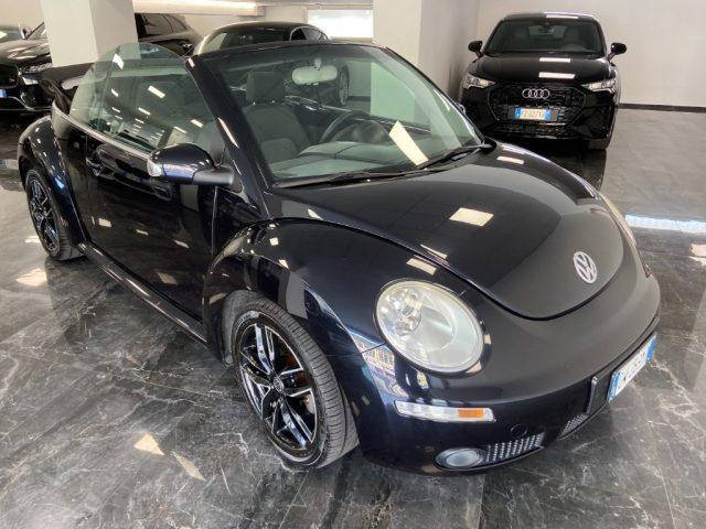 VOLKSWAGEN New Beetle 1.6 CA 3P. CABRIO + SED. RISCALDABILI + MP3