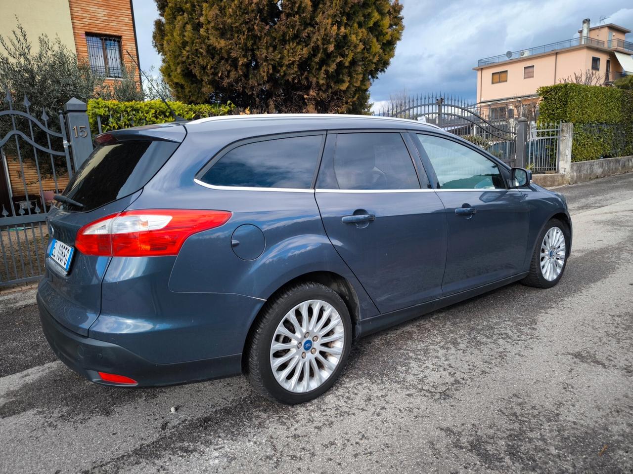 FORD FOCUS 1,6 TDCI SW – TITANIUM – OK NEOPATENTATI-