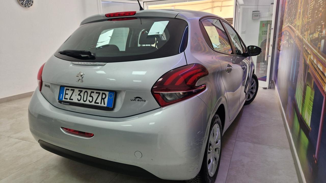 Peugeot 208 PureTech 82 5 porte