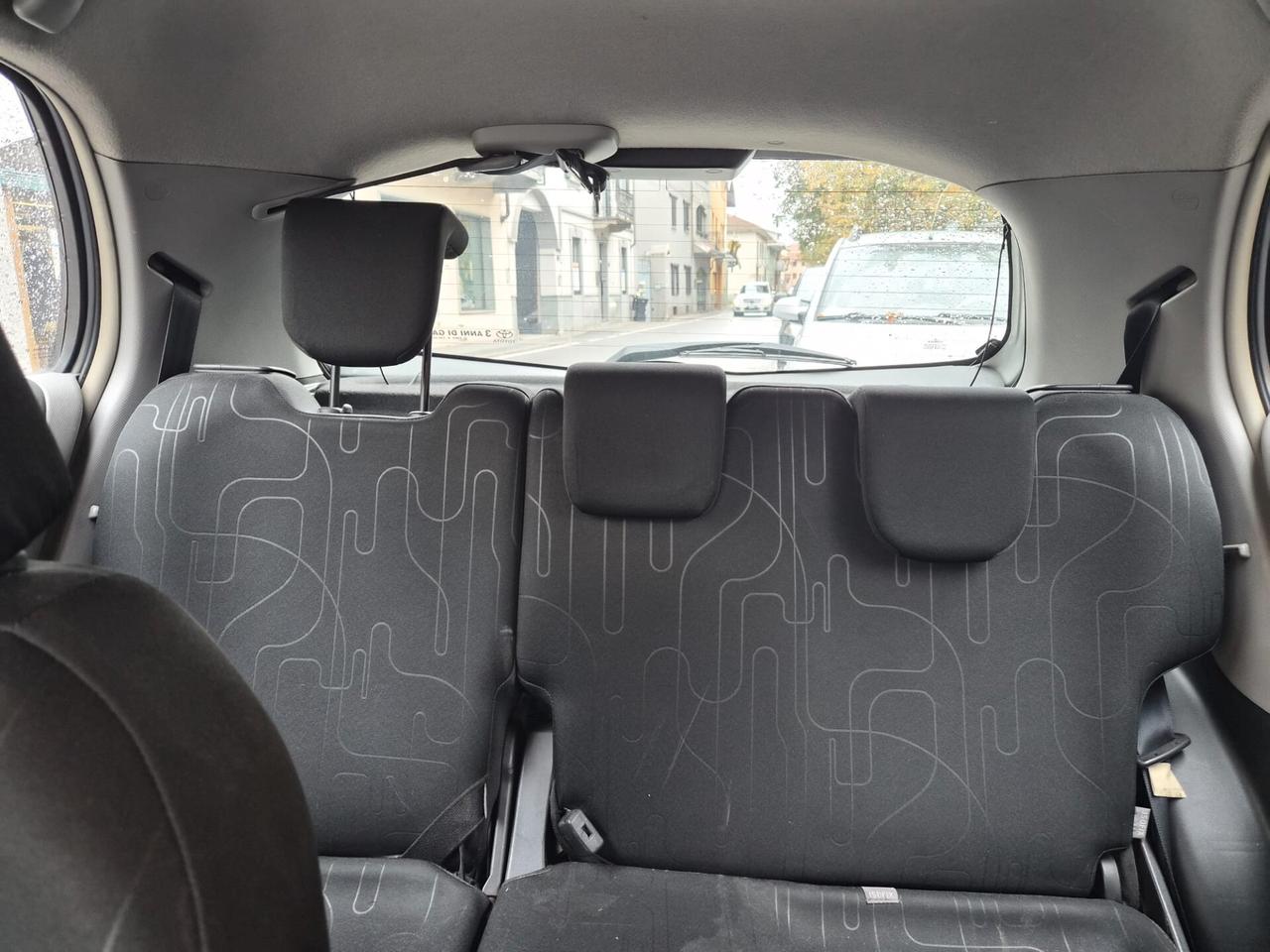 Toyota Yaris 1.0 5 porte