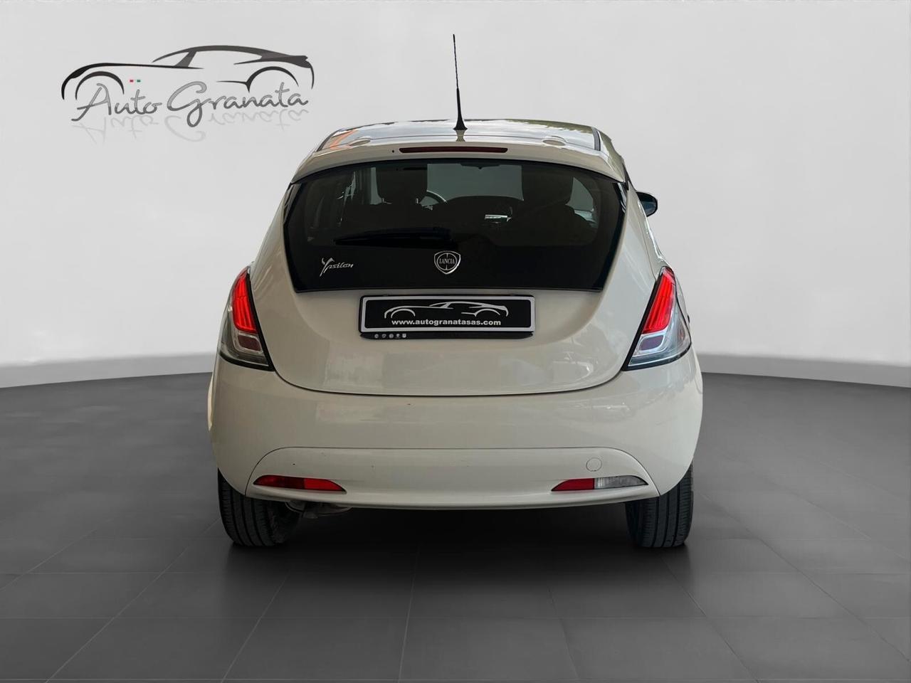 Lancia Ypsilon 1.3 MJT 95cv Gold NEOPATENTATI