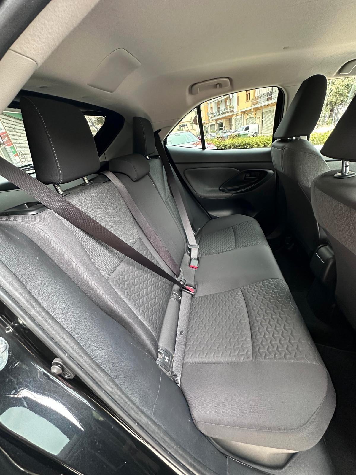 Toyota Yaris Cross 1.5 Hybrid 5p. E-CVT Business