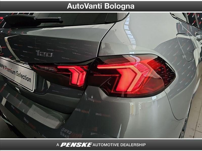 BMW Serie 1 120 48V MSport Design auto