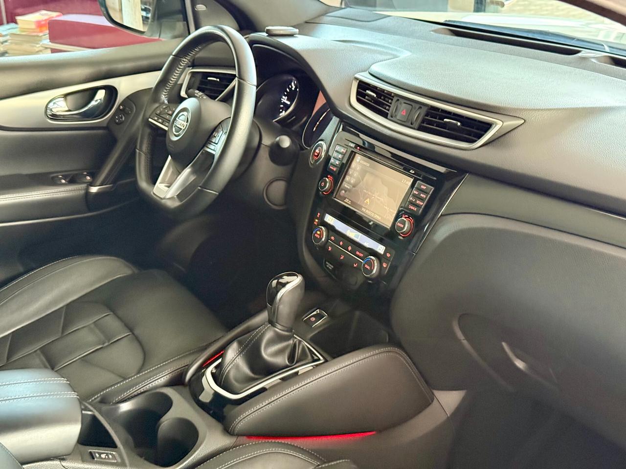 Nissan Qashqai II1.6 dci Tekna+ 2wd 130cv Xtronic Cross