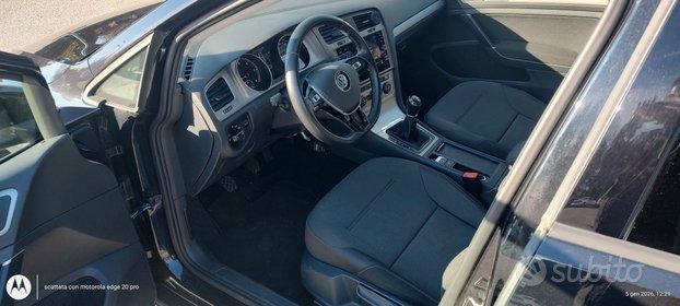 Volkswagen Golf 2.0 TDI 150CV gancio traino