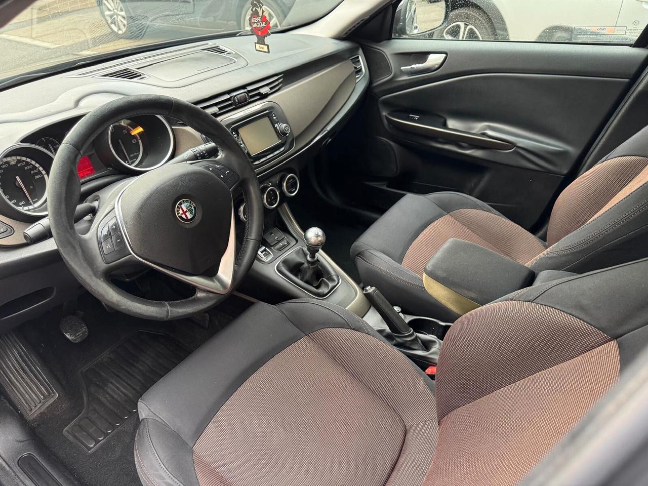 Alfa Romeo Giulietta 1.6 JTDm-2 105 CV Business*EURO5*CERCHI