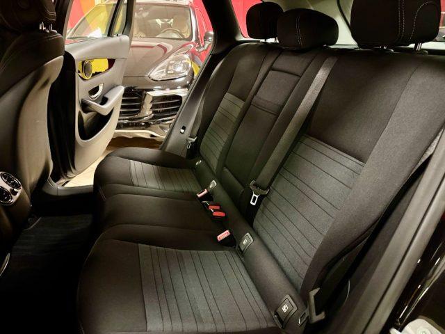 MERCEDES-BENZ GLC 220 d 4Matic Sport PEDANE - SERVICE MERCEDES