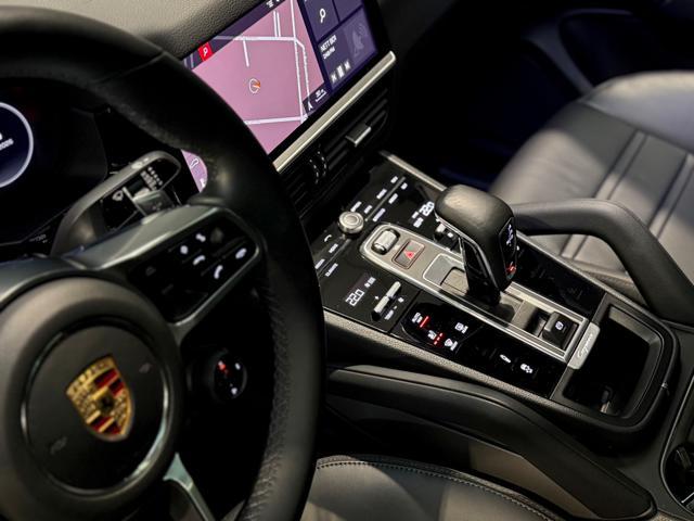 PORSCHE Cayenne Coupé 3.0 V6