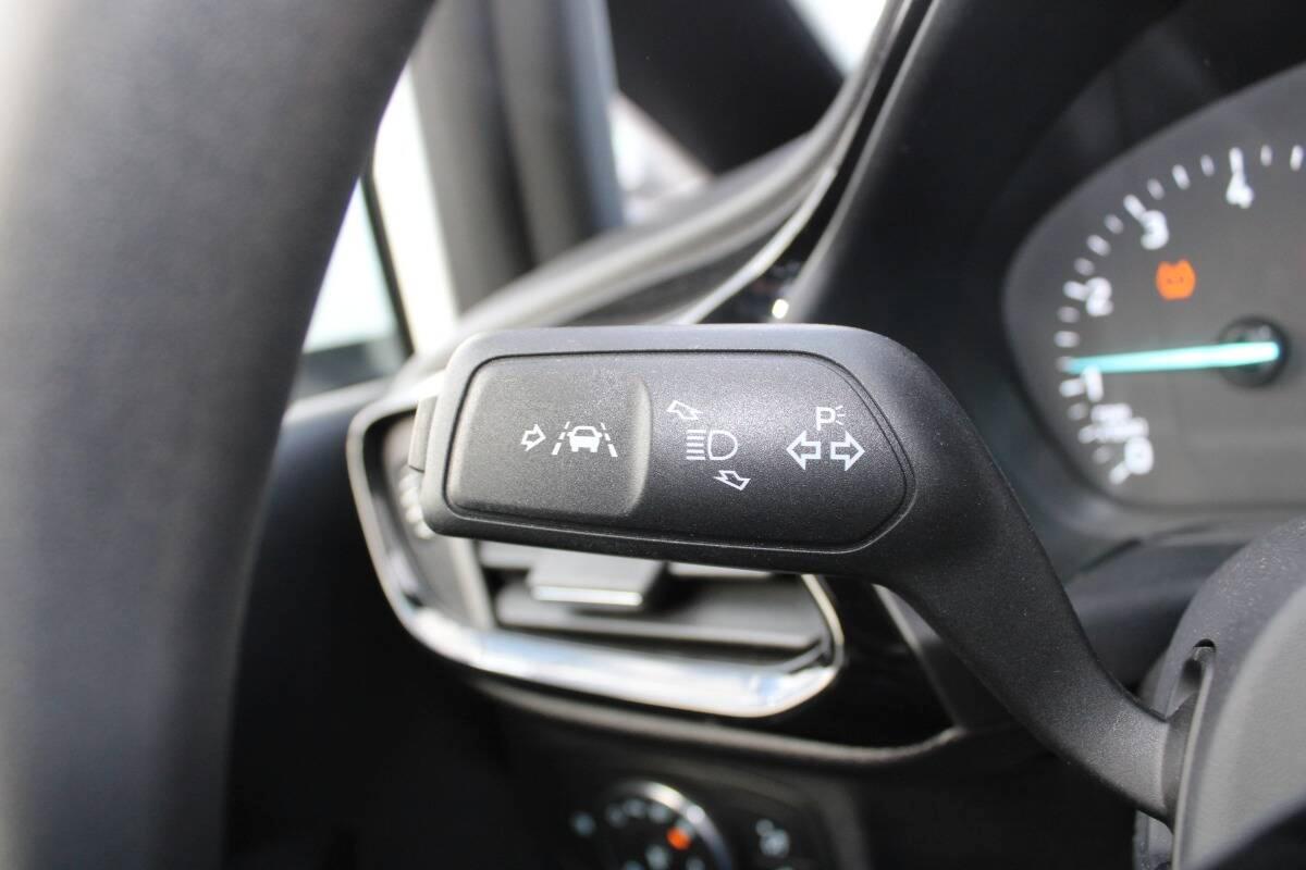 Ford Fiesta 1.1 Connect s&s 75cv con CarPlay