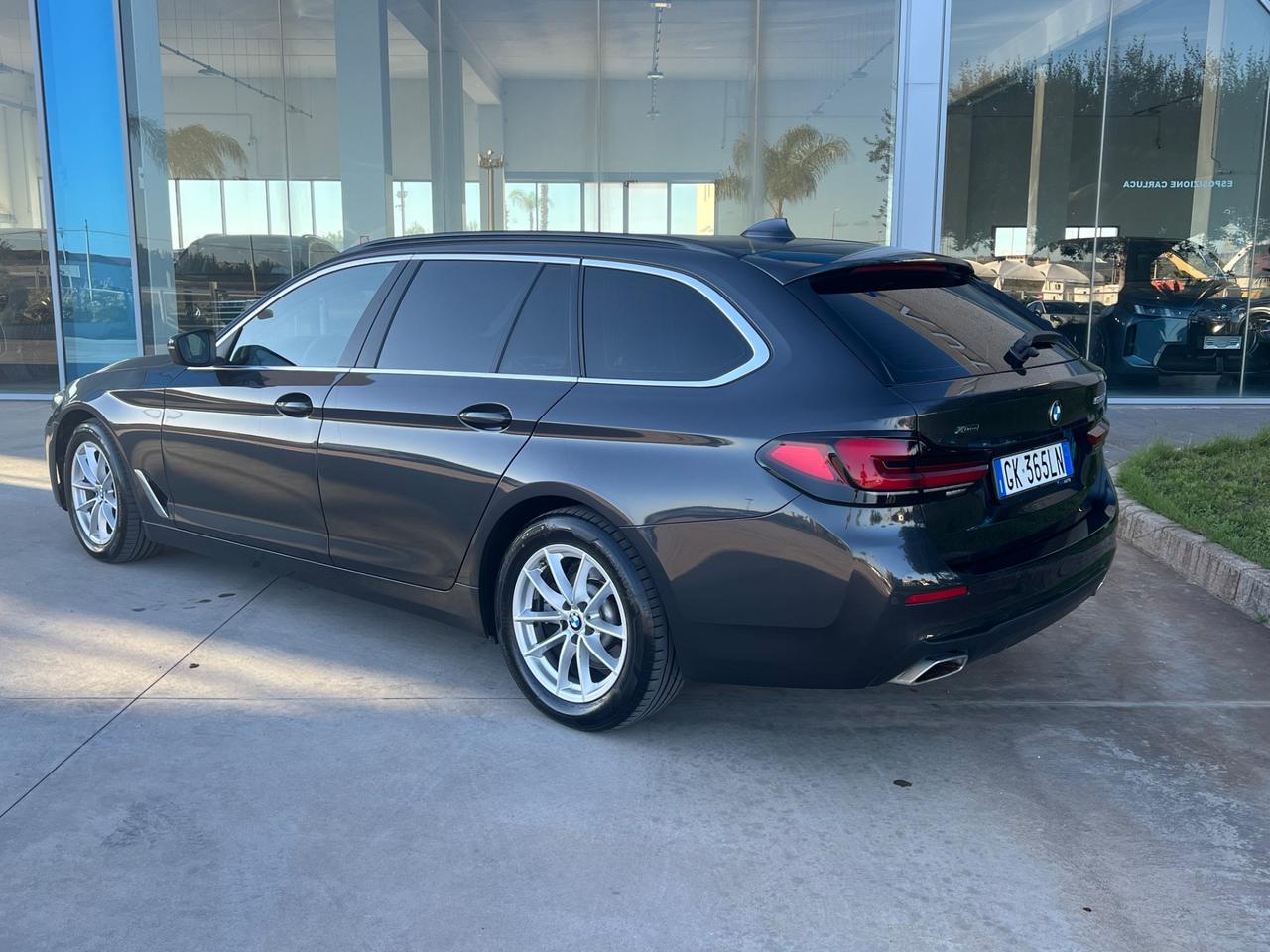 BMW 520 d xdrive Luxury offerta T-Stock prezzo imperdibile