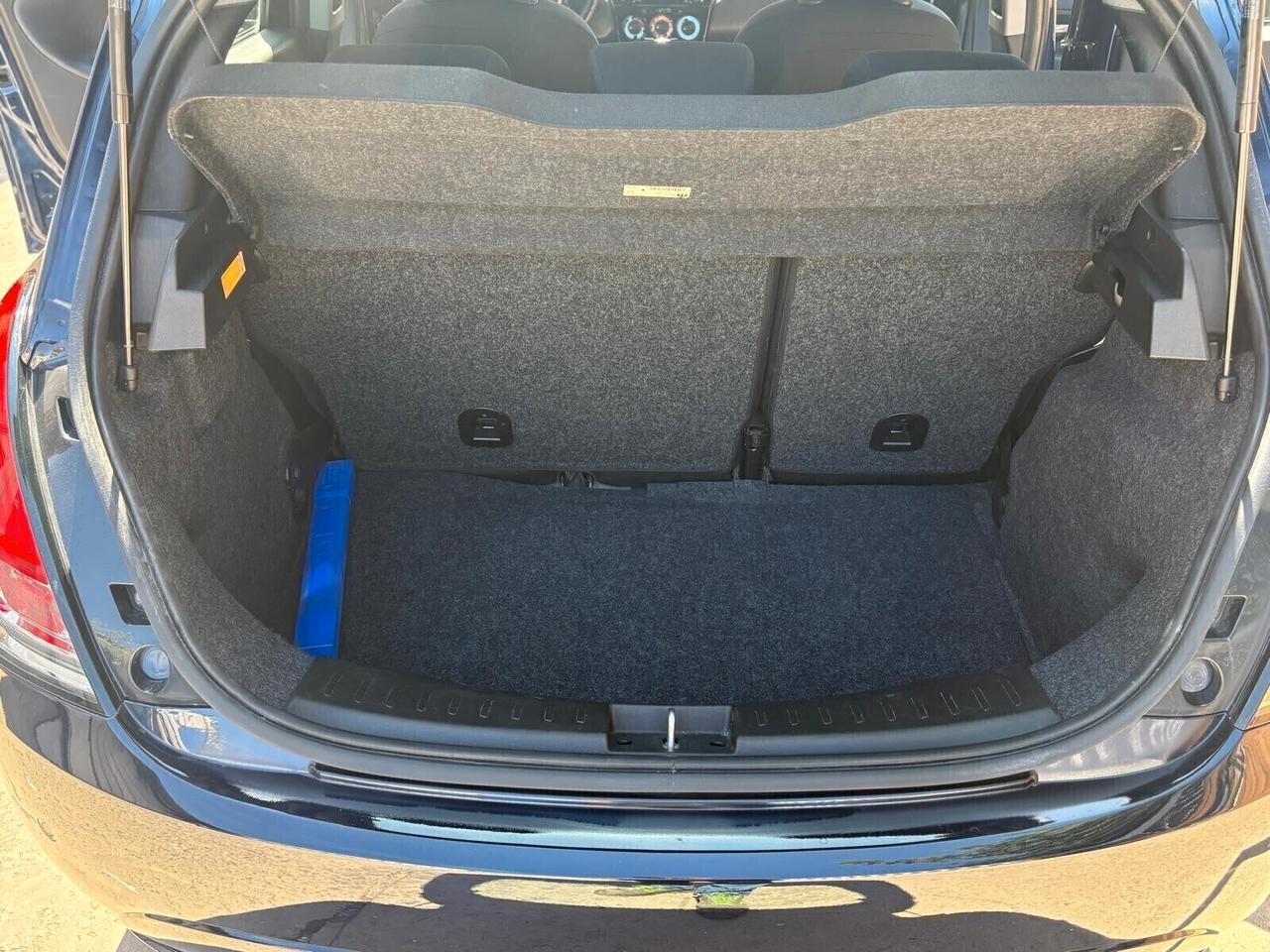 Lancia Ypsilon 1.2 69 CV neopatentati