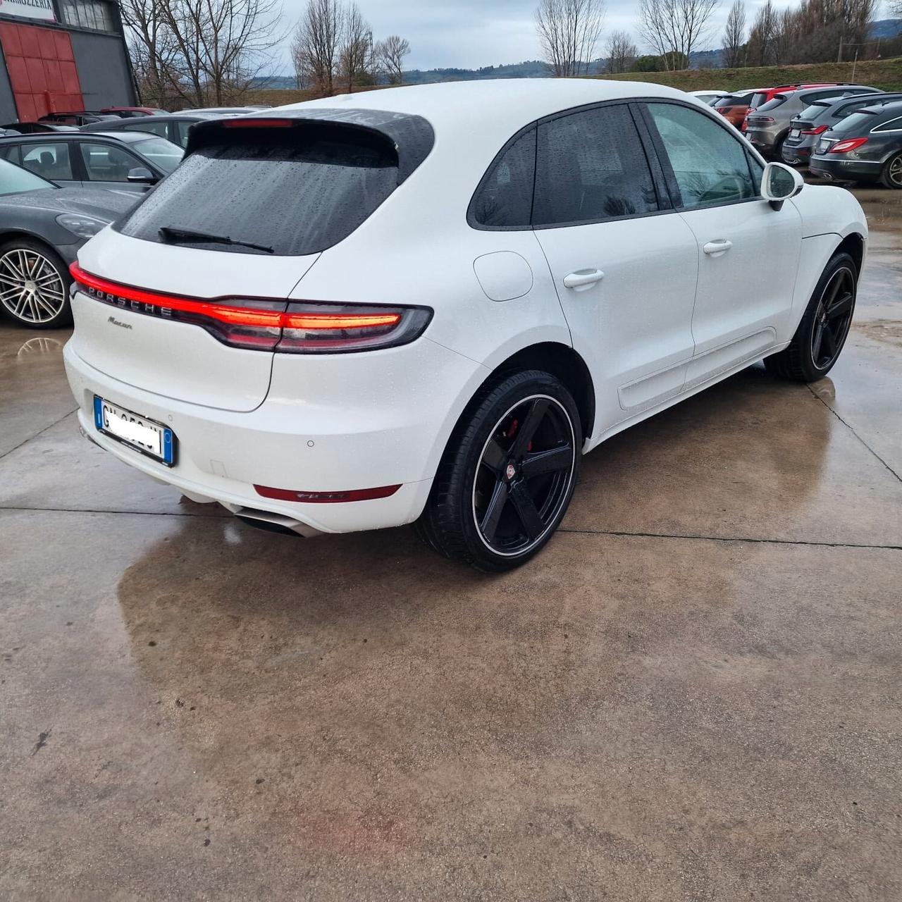 Porsche Macan I 2014 2.0 252cv pdk DA VETRIUNA