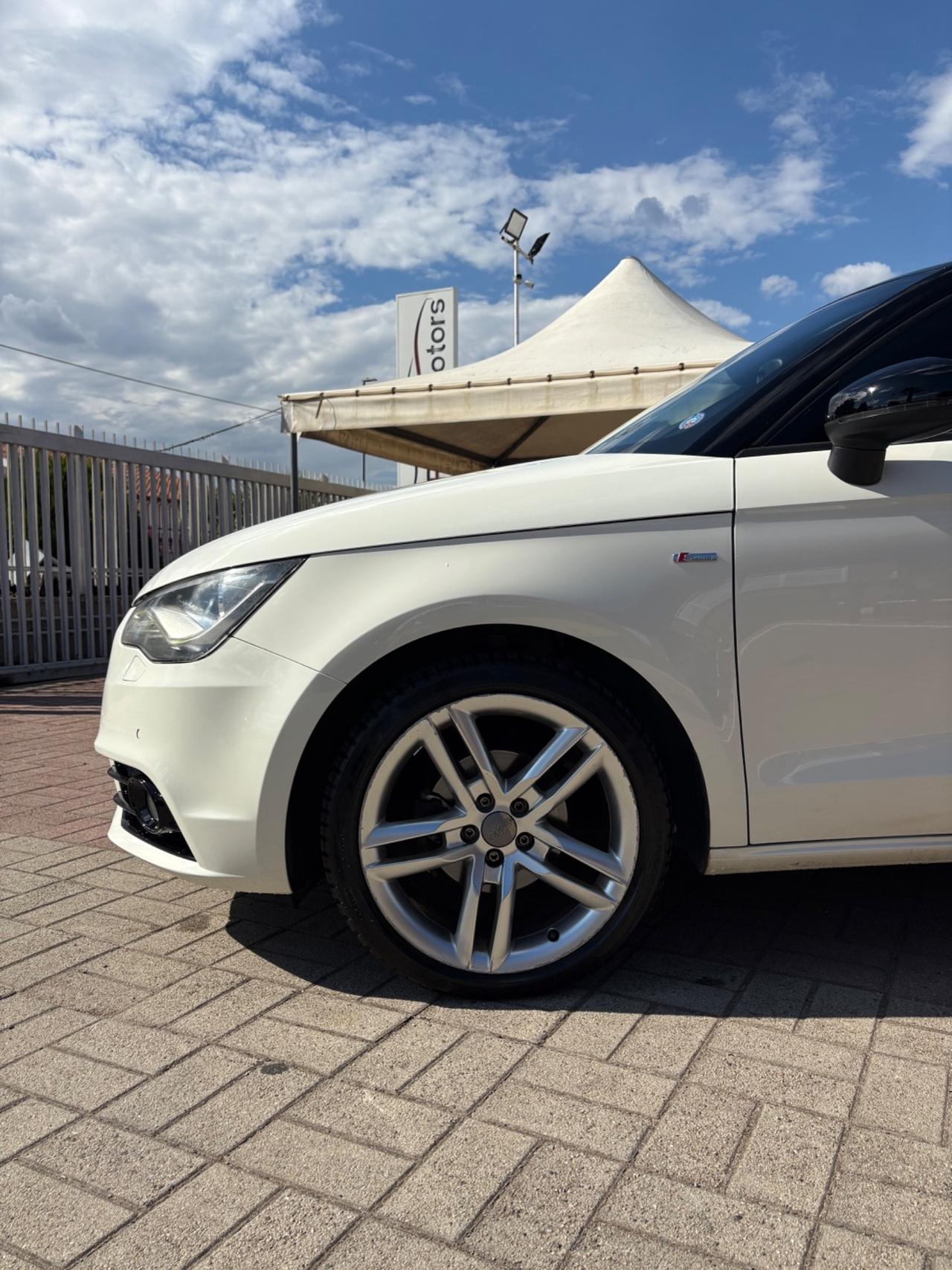 Audi A1 1.6 TDI S line edition