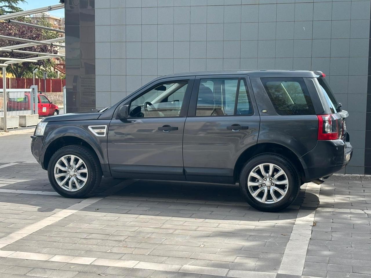 Land Rover Freelander 2.2 TD4 S.W. S