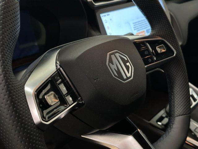 MG ZS 1.5 Hybrid+ Luxury