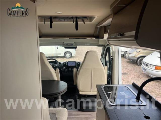 MALIBU MALIBU VAN COUPE` 640 LE RB Charming Family For 4