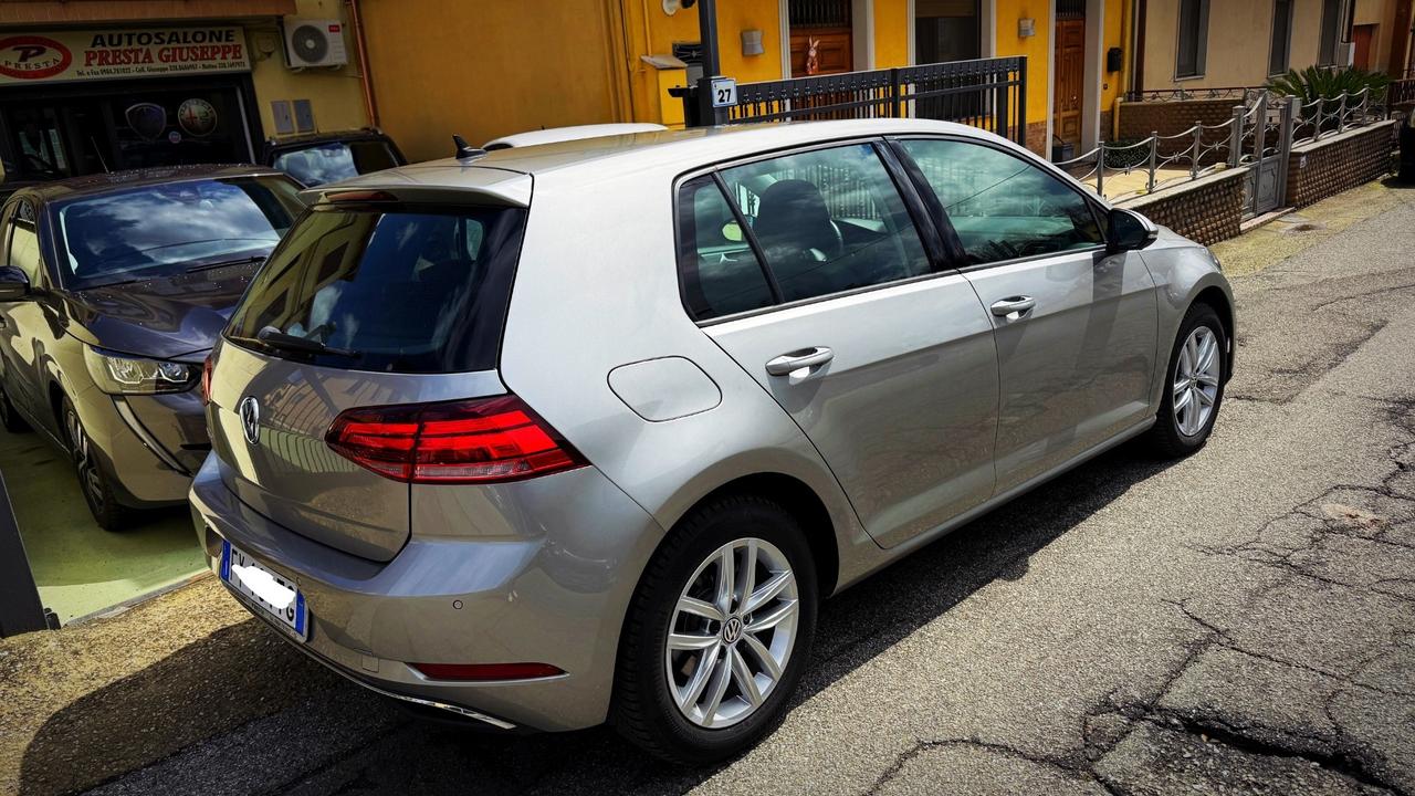Volkswagen Golf 7.5 1.6 TDI Business - 2019