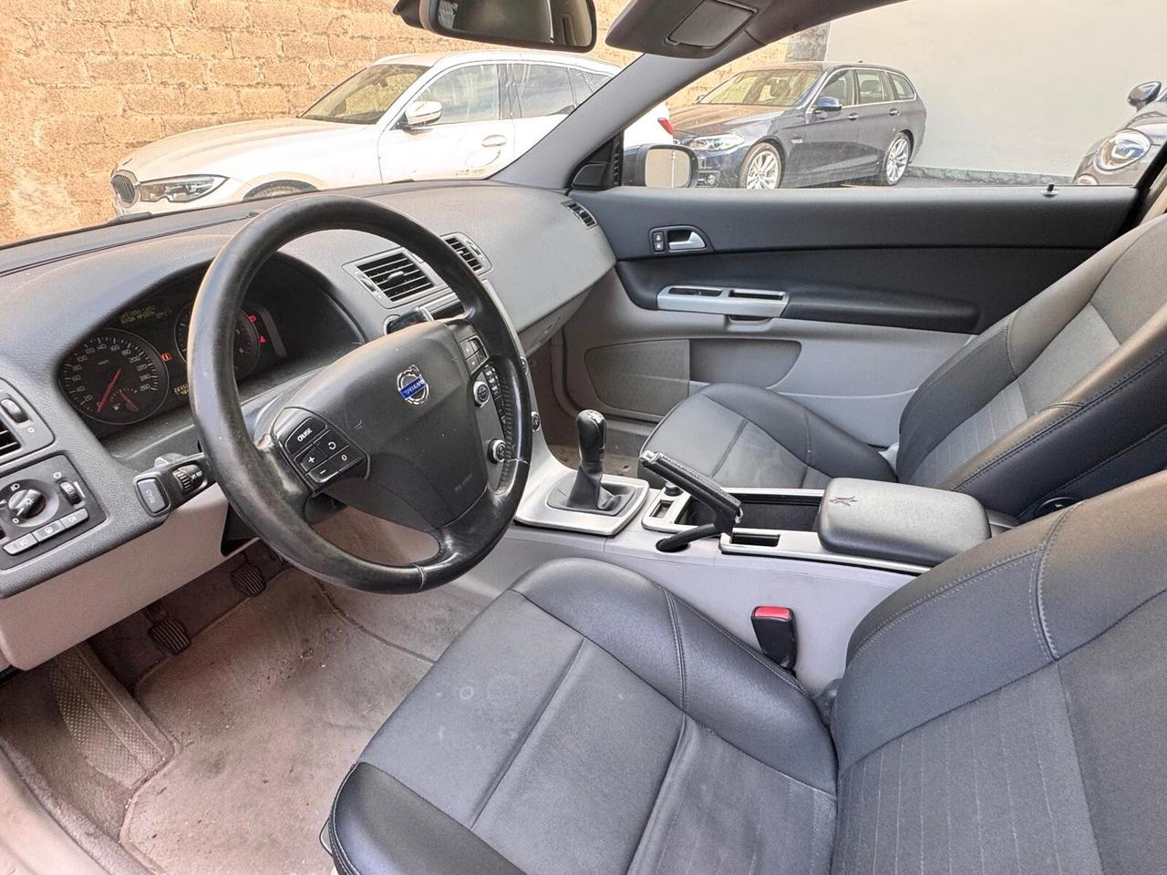 Volvo C30 2.0 D Momentum