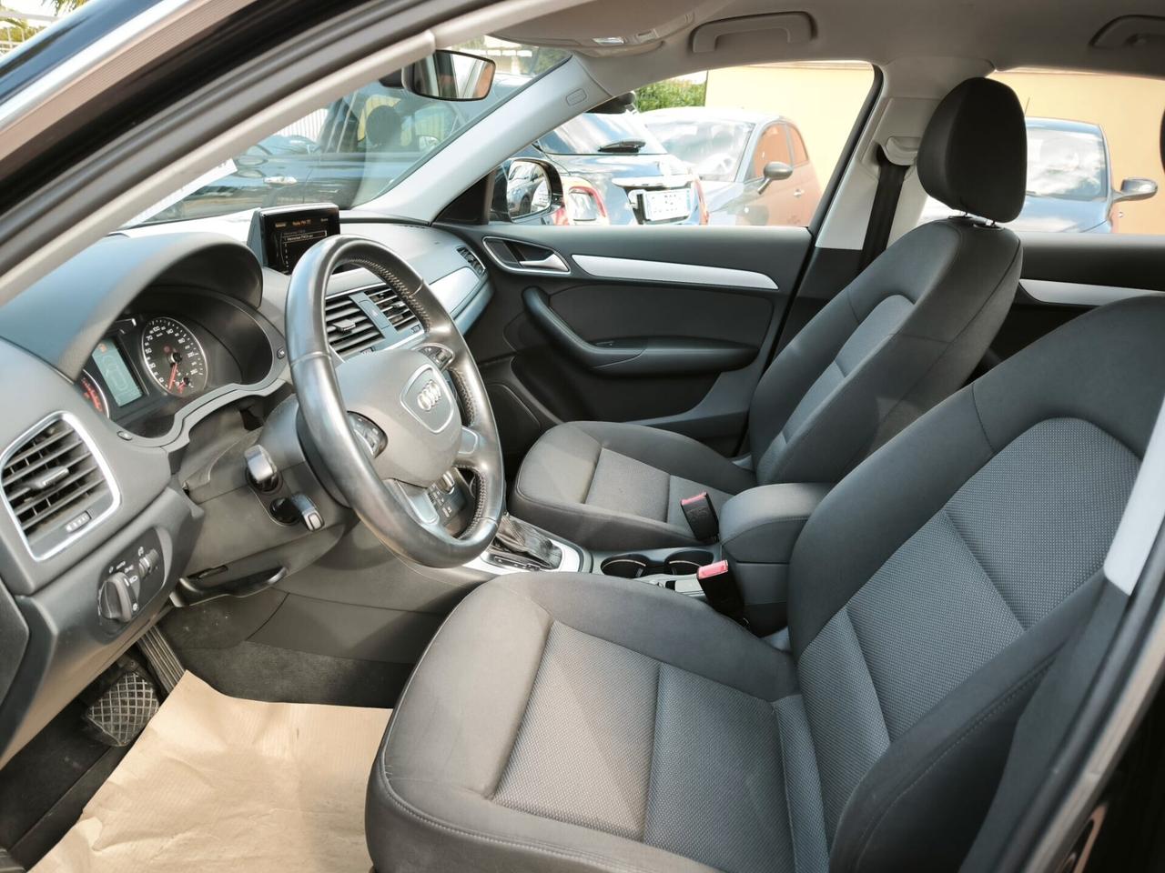 Audi Q3 2.0 TDI 150 CV S tronic Business