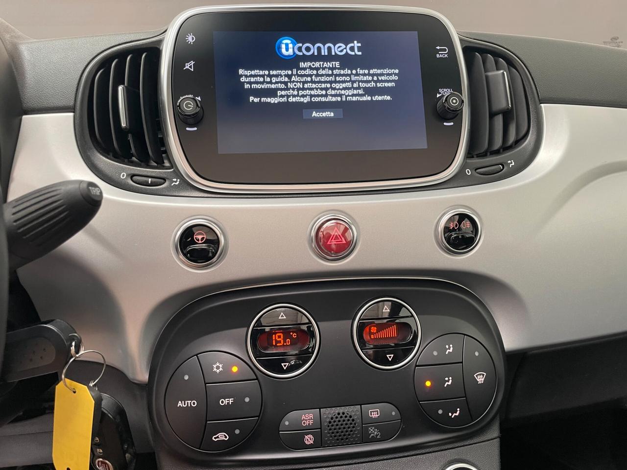 Fiat 500 CABRIO 1.0 Hybrid Hey Google
