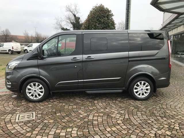 Ford Transit Custom custom 8 posti 2.0 tdi TITANIUM.