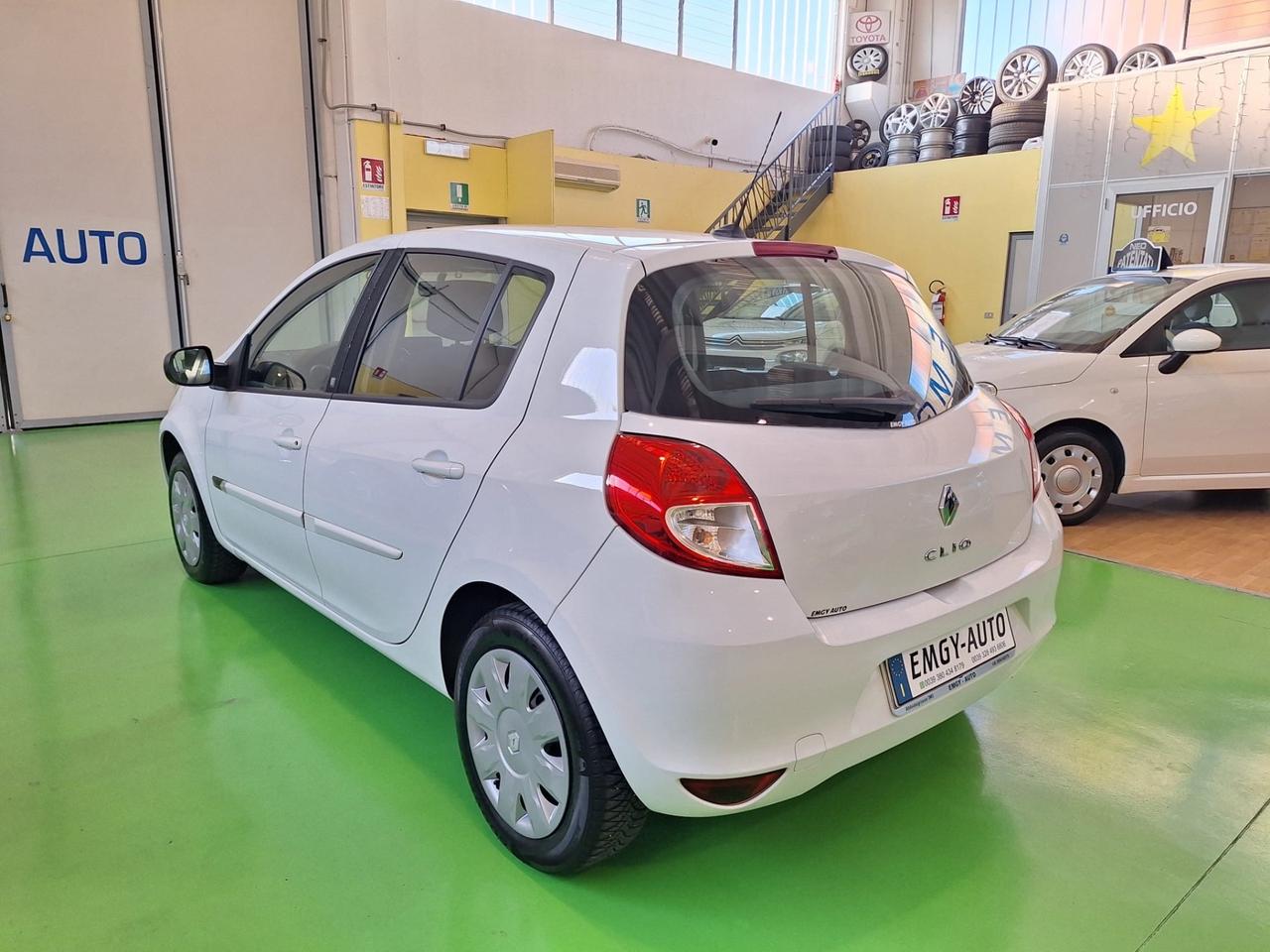 Renault Clio 1.2 16V 5 porte Dynamique