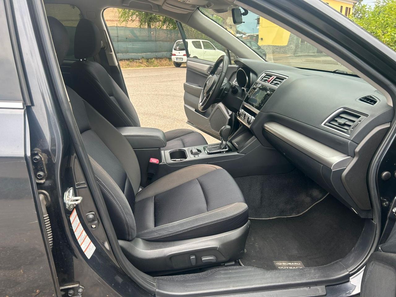 Subaru OUTBACK 2.0d
