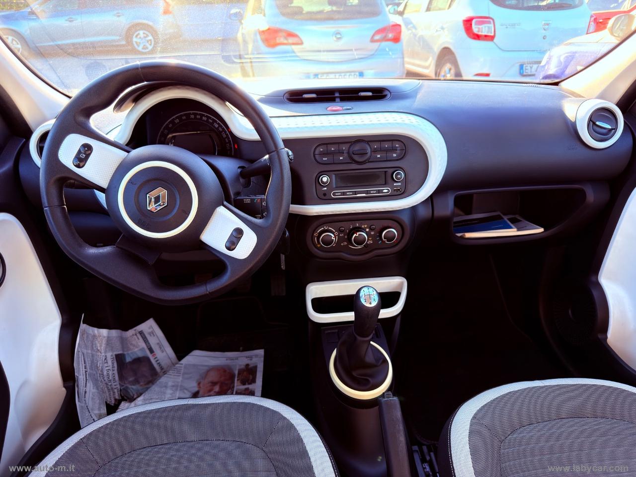 RENAULT Twingo SCe Lovely