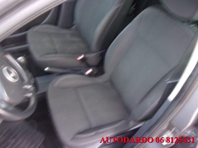 RENAULT Clio 1.2 16V TCE 100CV SporTour Dynamique