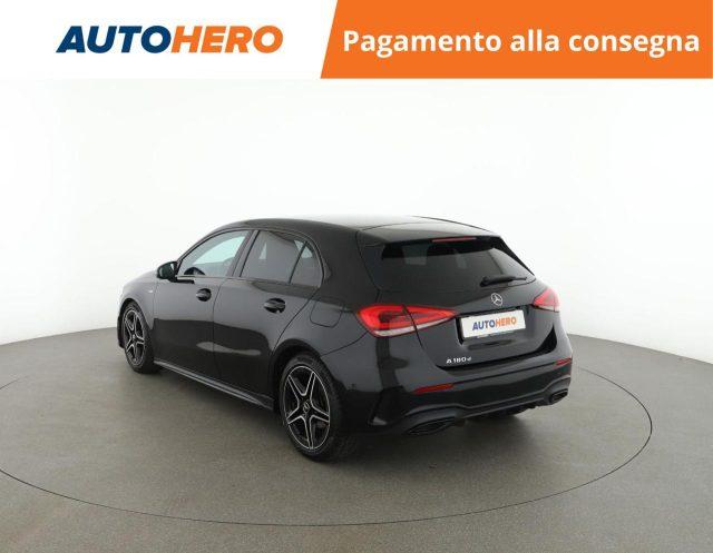 MERCEDES-BENZ A 180 d Automatic Premium