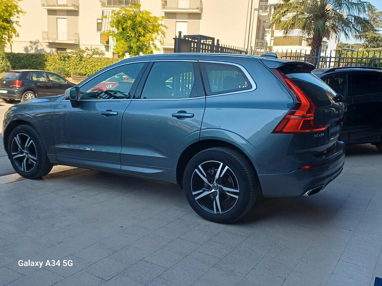 Volvo XC 60 XC60 D4 AWD Geartronic R-design