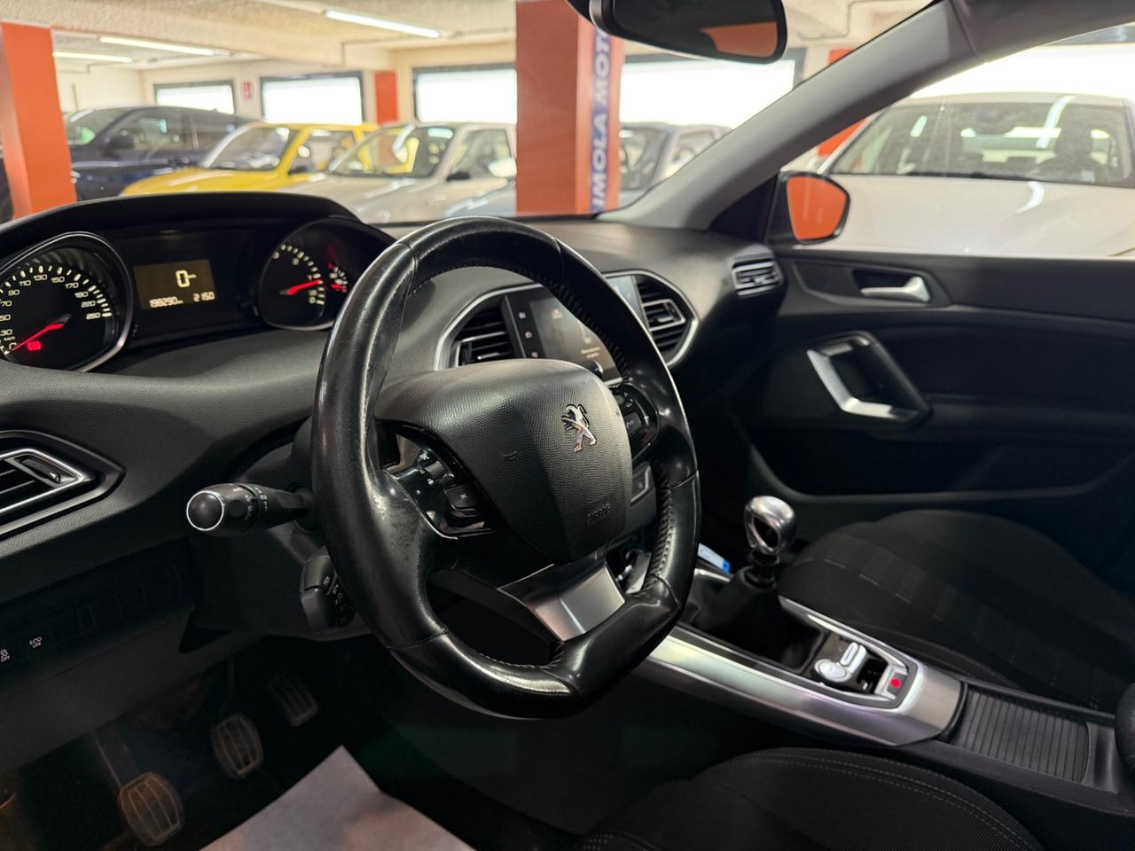 Peugeot 308 BlueHDi SW Allure Tetto Panoramico