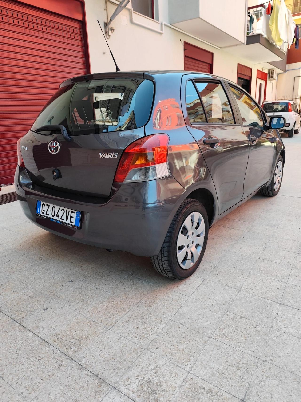 Toyota Yaris 1.0 Benzina 69 cv