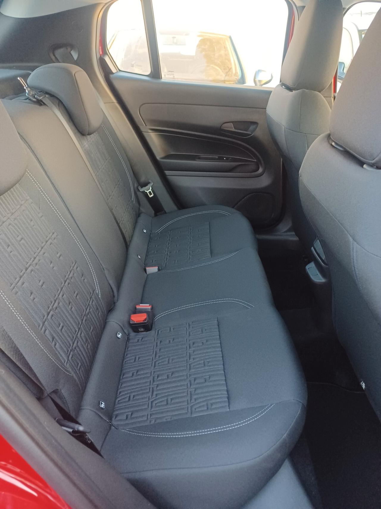 Fiat 600 Hybrid 110 CV DCT MHEV Business. KM 0