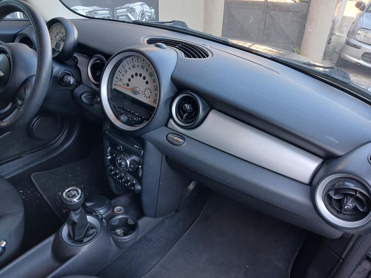 Mini 1.6 16V Cooper D