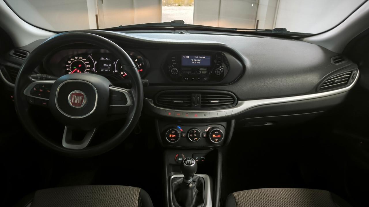 Fiat Tipo 1.4 Sedan unipro ok neopatentati