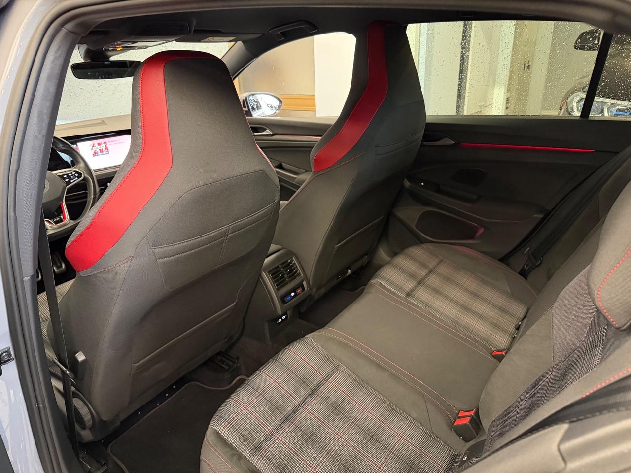 Volkswagen Golf GTI 2.0 245CV DSG