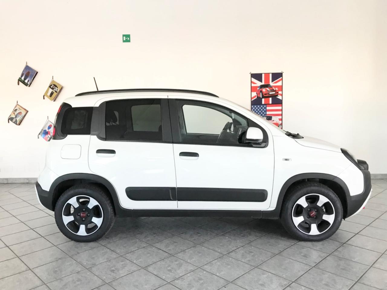 Fiat Panda CROSS 1.0 FireFly S&S Hybrid