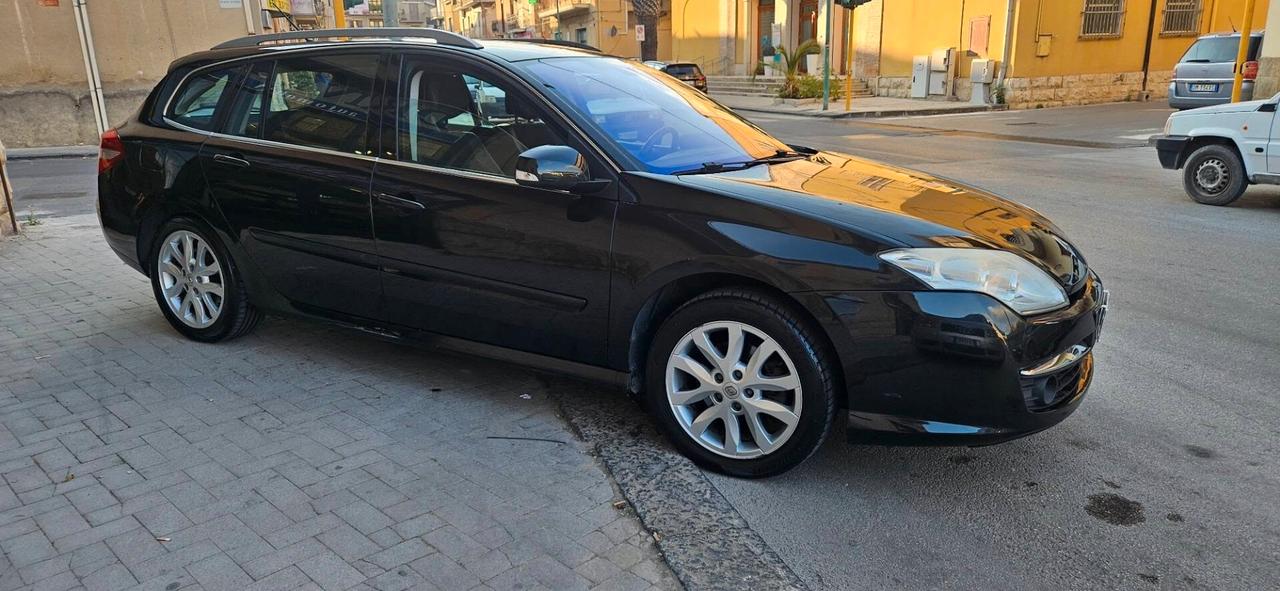 Renault Laguna 2.0 dCi 150CV SporTour