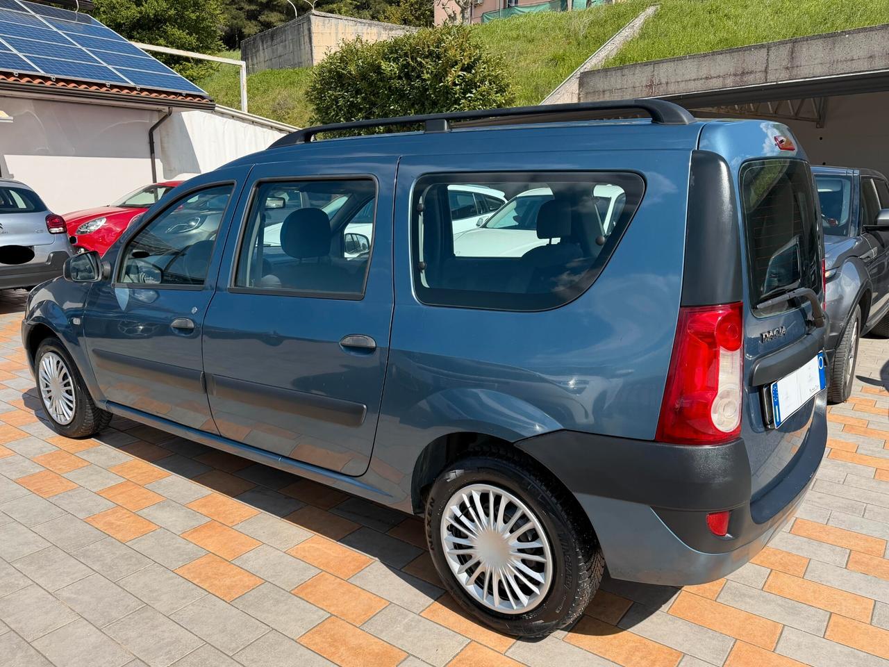 Dacia Logan MCV 1.5 DCI 85 cv. LAUREATE (7 posti)