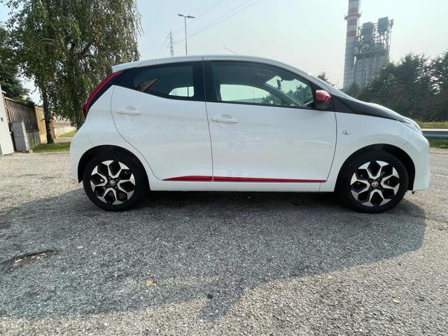 TOYOTA Aygo Connect 1.0