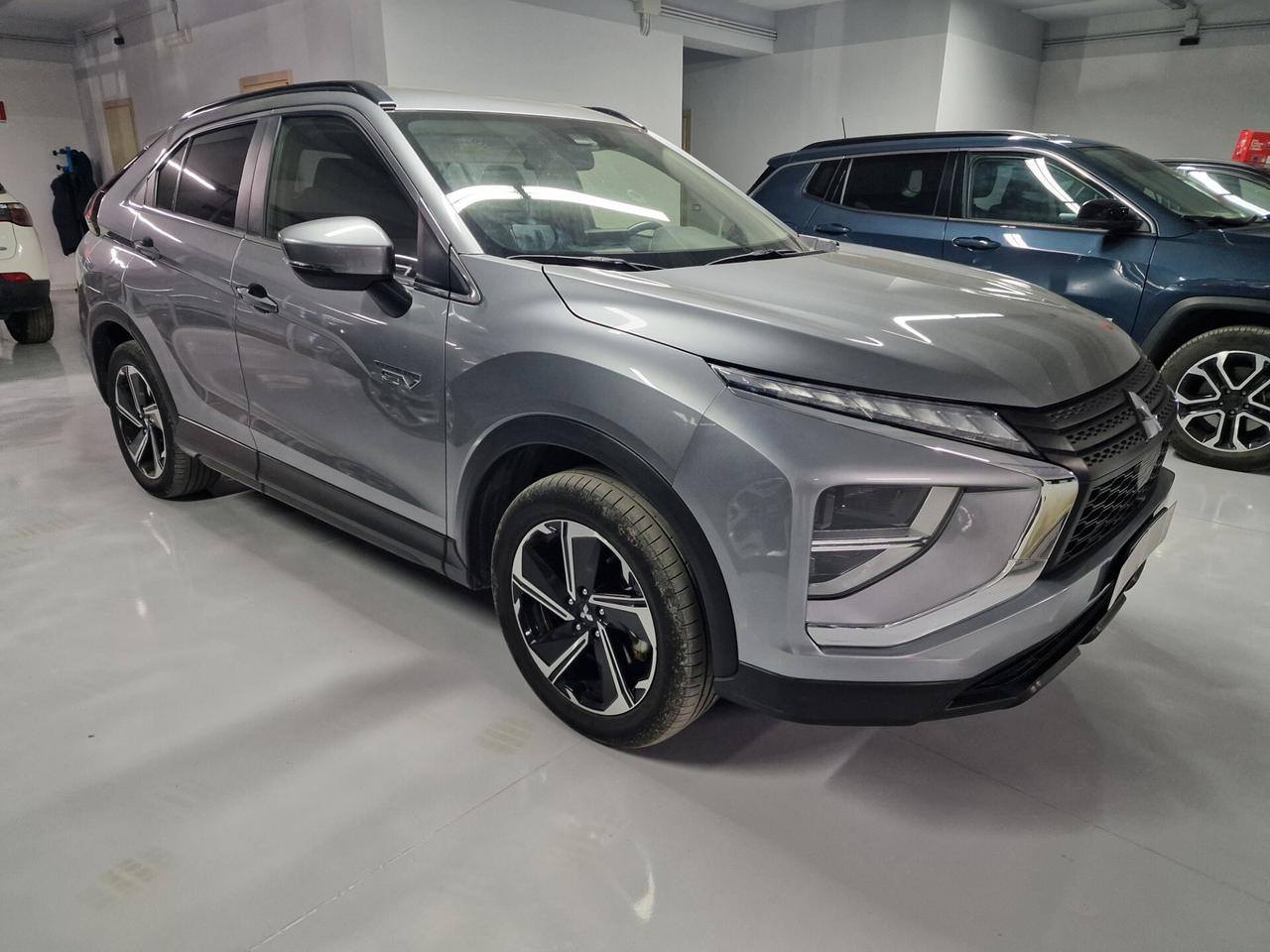 Mitsubishi Eclipse Cross Eclipse Cross 2.4 MIVEC 4WD PHEV Instyle SDA